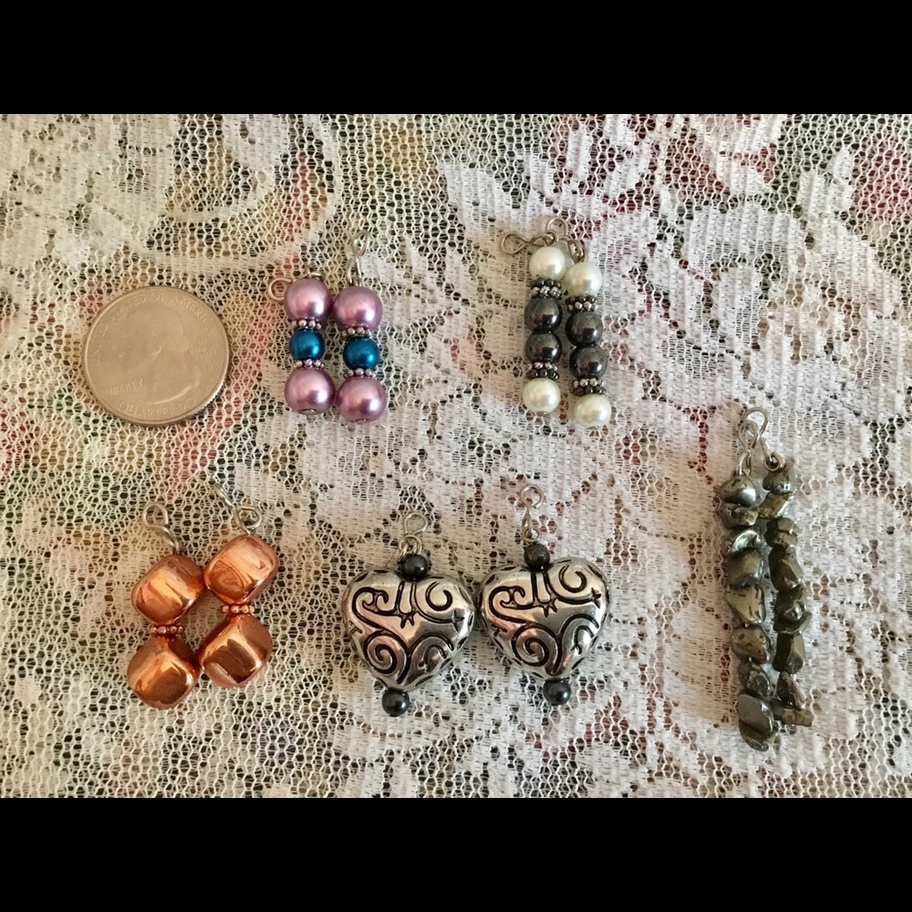 “Sag Free” 5 Pairs of Dangle Earrings